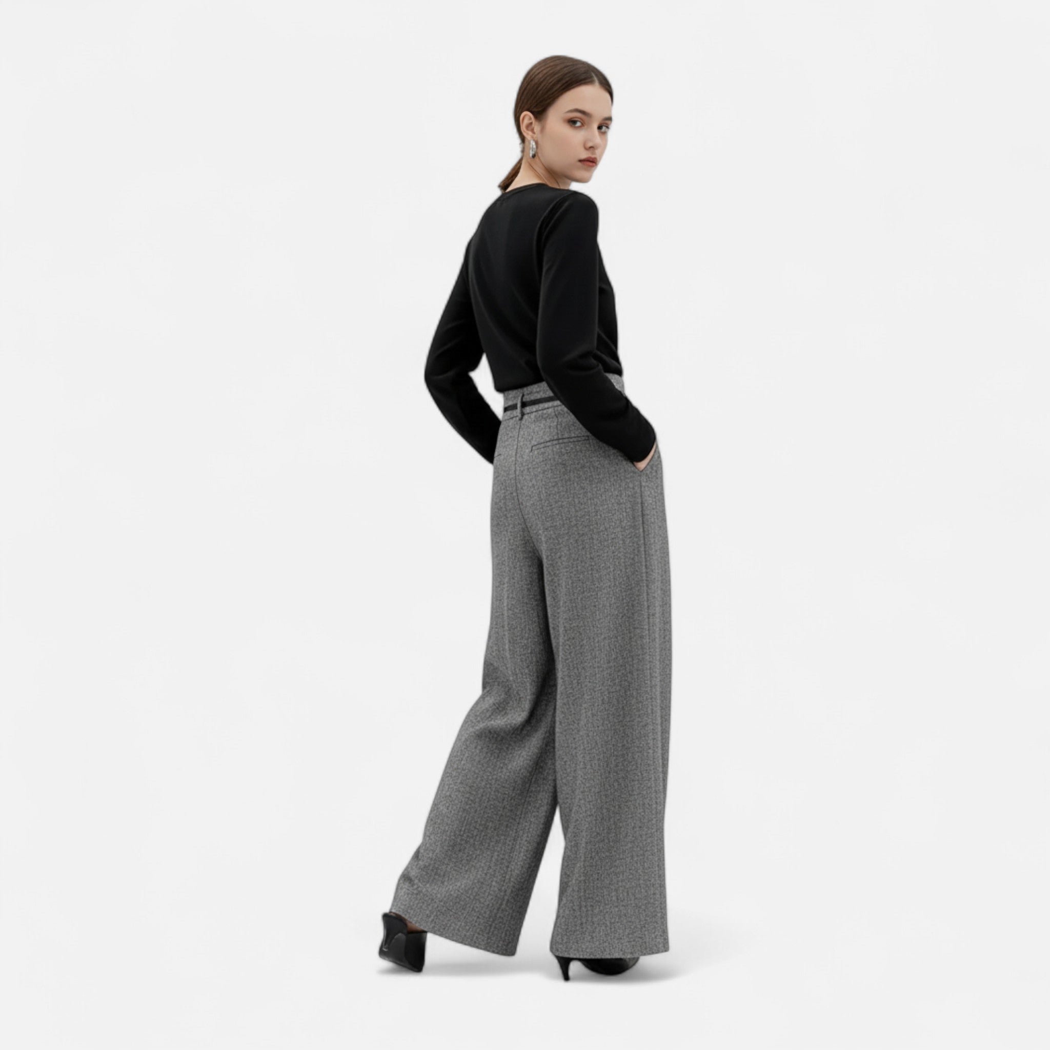 Aveline Women's Wide Leg Pants | Premium Tweed, Pleated Detail 2