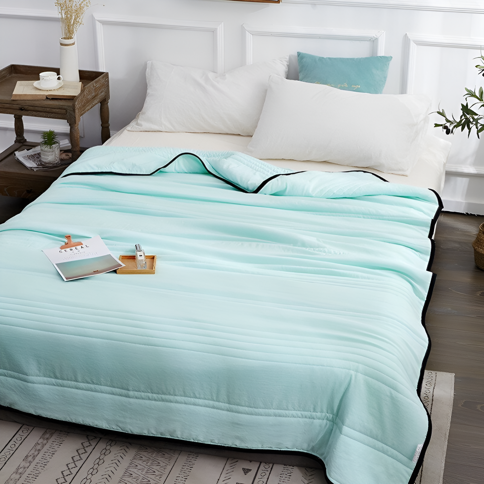 Bamboo Summer Blanket in Cooling Fabric for Hot Sleepers, Lightweight 0