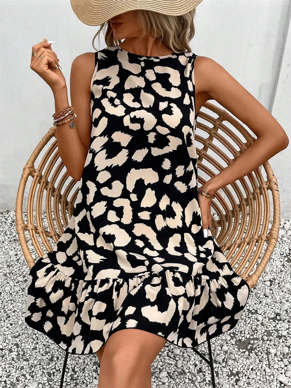 Bella Women's Summer Dress | Lightweight Polyester, Black Leopard Print 2