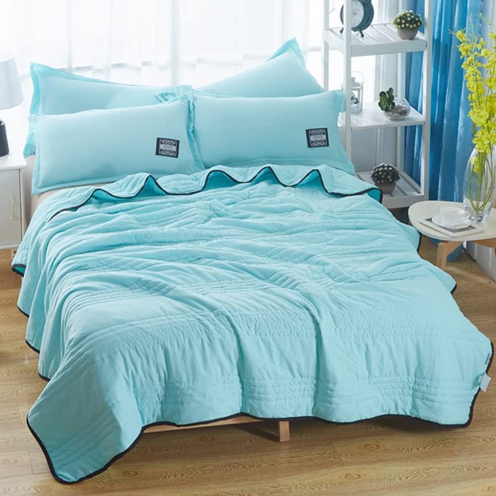 Cooling Blanket for Bed in Soft Fabric with Moisture Control 6