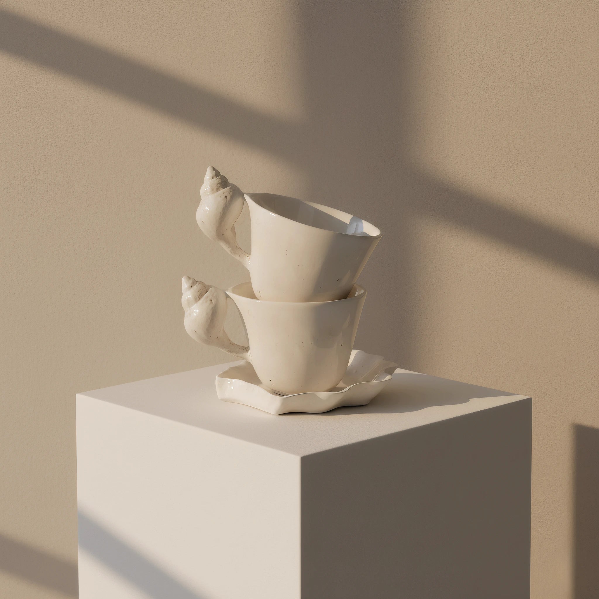 Handcrafted Ceramic Mug with Seashell Handle – 230 ml Pottery Coffee Cup for Coastal-Inspired Decor 5