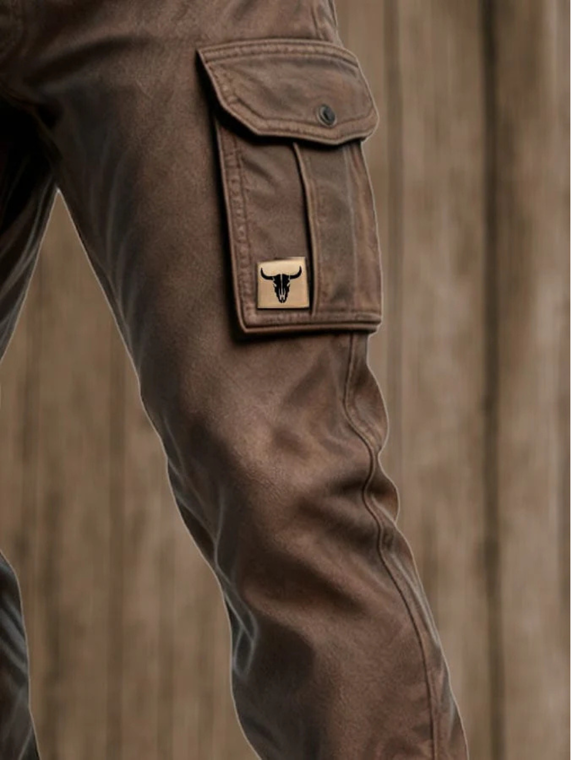 Men’s Insulated Cargo Pants with Flexible Fit and Multiple Pockets 2