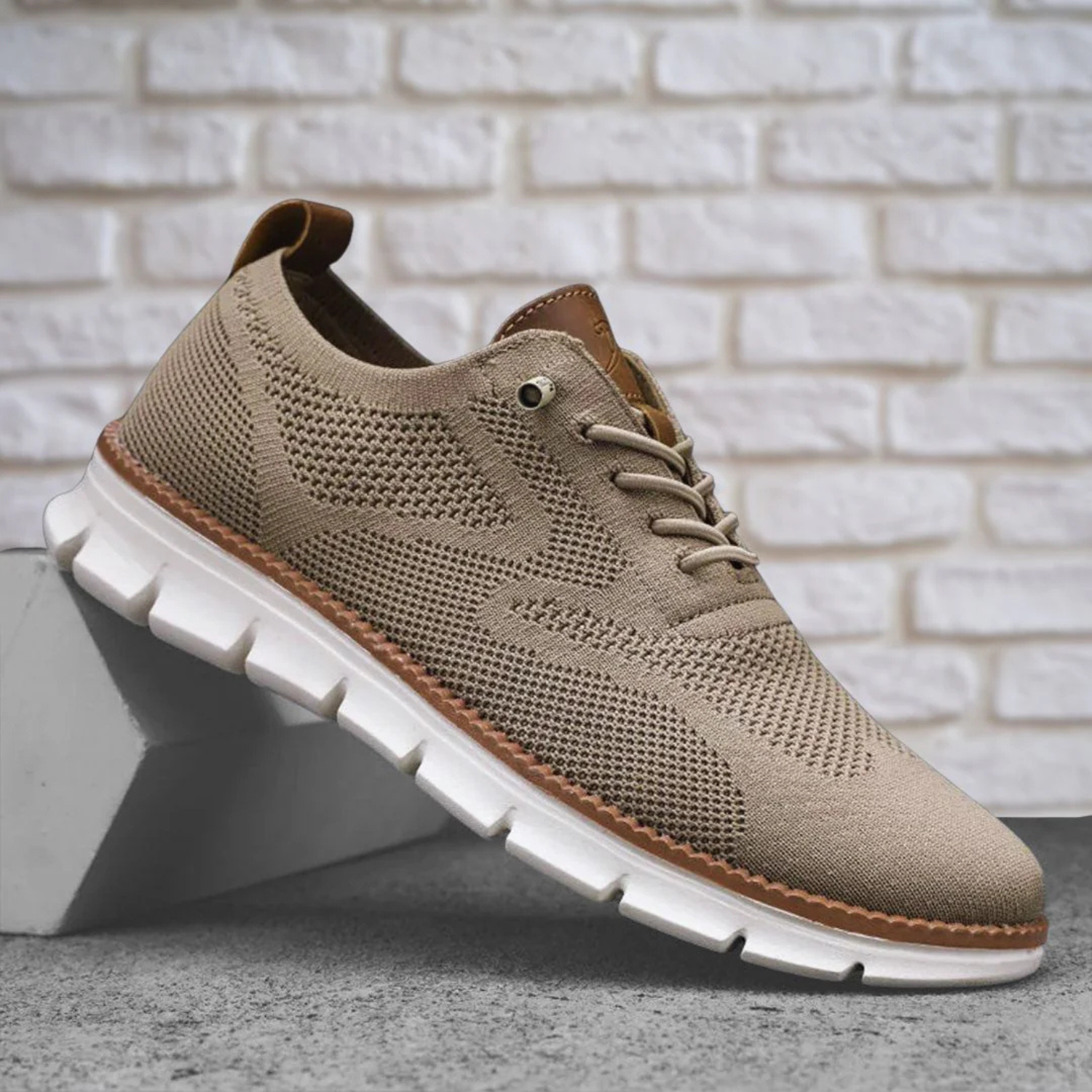 Men's Lightweight Casual Trainers with Breathable Knit Upper and Flexible Fit 6