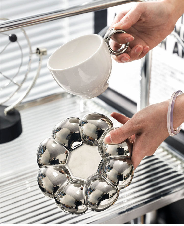 Minimalist Porcelain Dinnerware Set – Elegant White Plates for Everyday and Special Occasions, Dishwasher and Microwave Safe 8