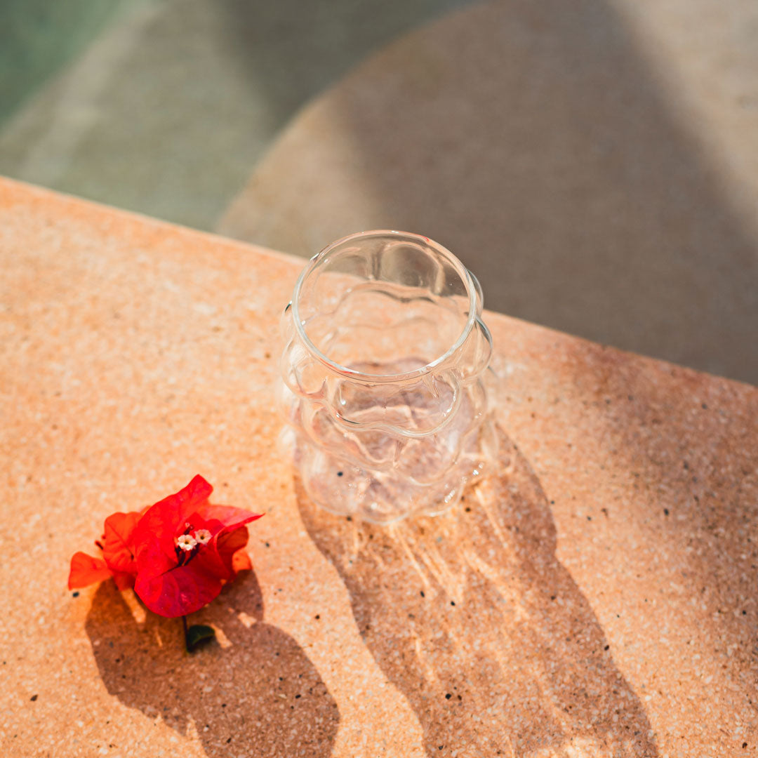 Niu Blau Drinking Glass – Modern Mediterranean Glassware for Coffee, Tea, Juice, and Cocktails – Handle Options Available 2