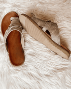 Women’s Barefoot Flat Sandals with Minimalist Design and Slip-On Style 4
