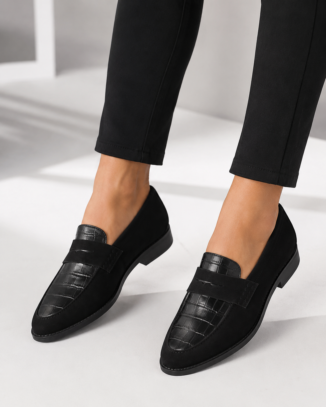 Women’s Black Leather Loafers with Slip-On Design and Orthopedic Support 03