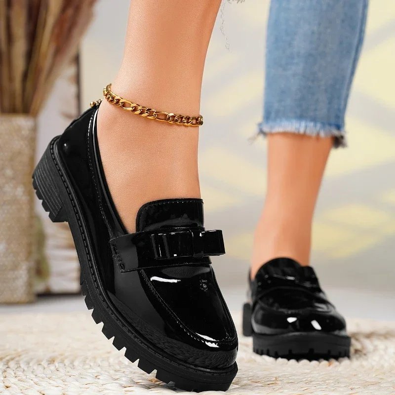 Women’s Chunky Patent Leather Loafers with Bow Detail and Orthopedic Support 4