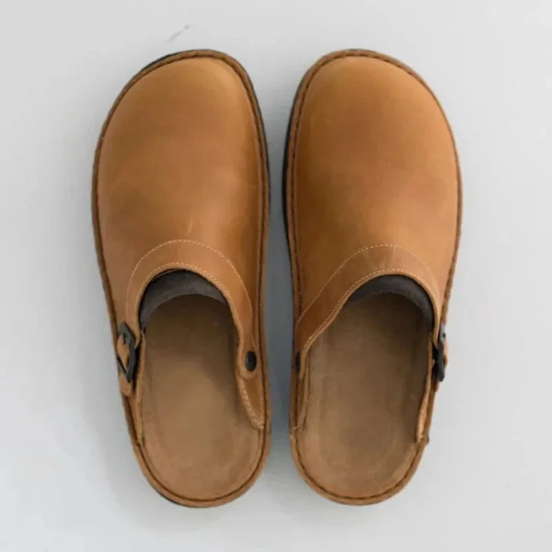 Women’s Comfort Clogs in Vegan Leather with Ergonomic Fit and Non-Slip Sole 3