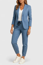 Women’s Elegant Jacket and Pants Set with Classic Cut 0