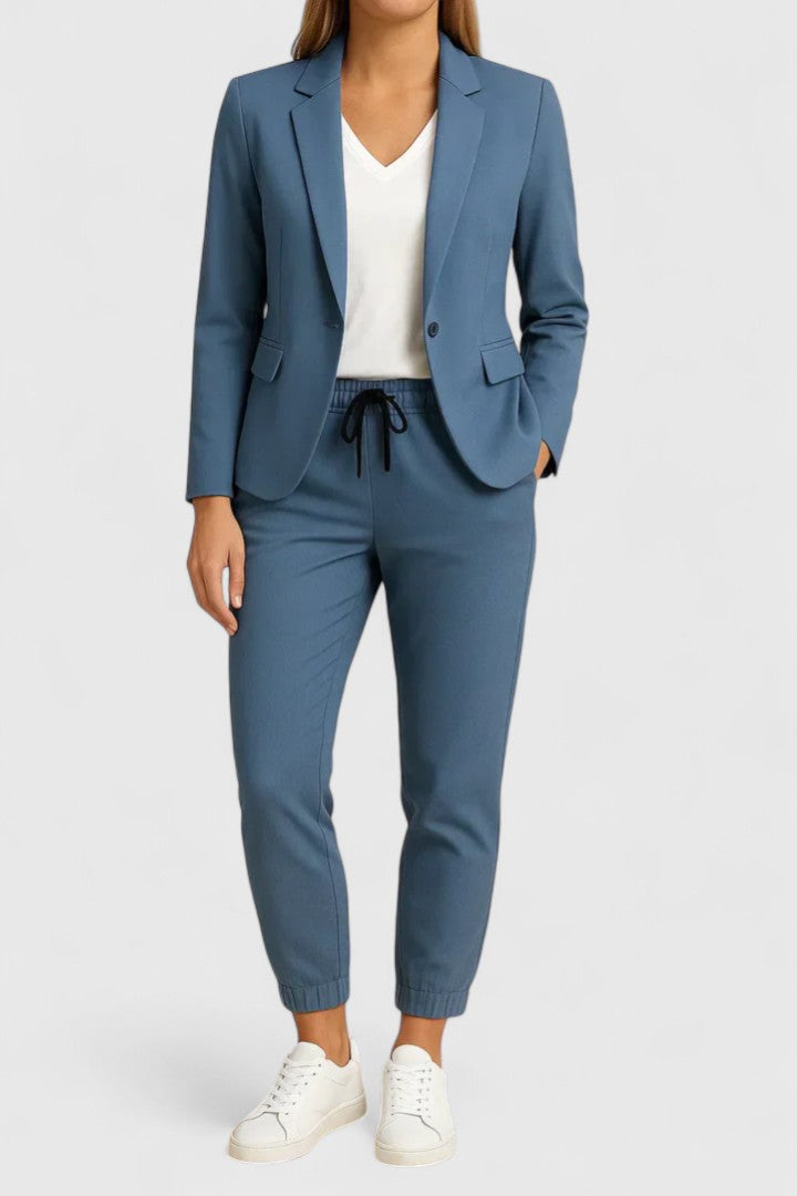 Women’s Elegant Jacket and Pants Set with Classic Cut 1