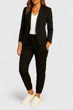 Women’s Elegant Jacket and Pants Set with Classic Cut 6