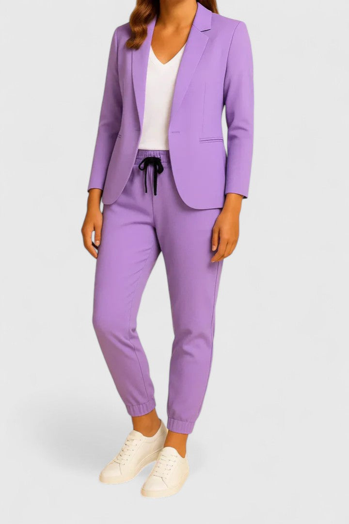 Women’s Elegant Jacket and Pants Set with Classic Cut 7