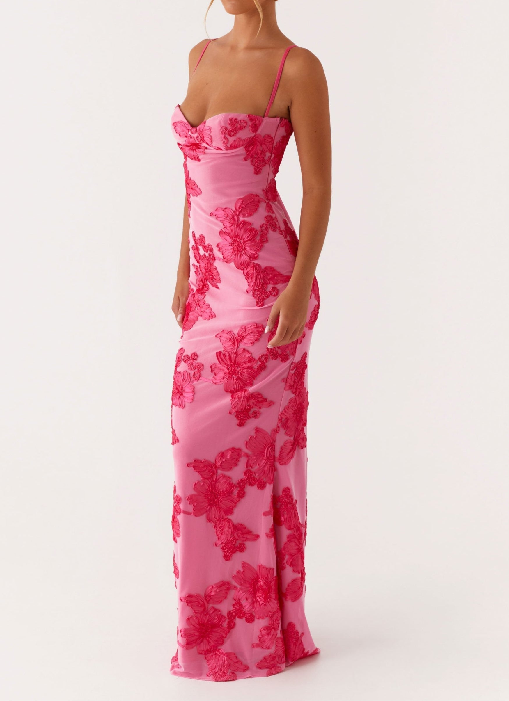 Women’s Elegant Maxi Dress with Sweetheart Neckline and Adjustable Straps 0