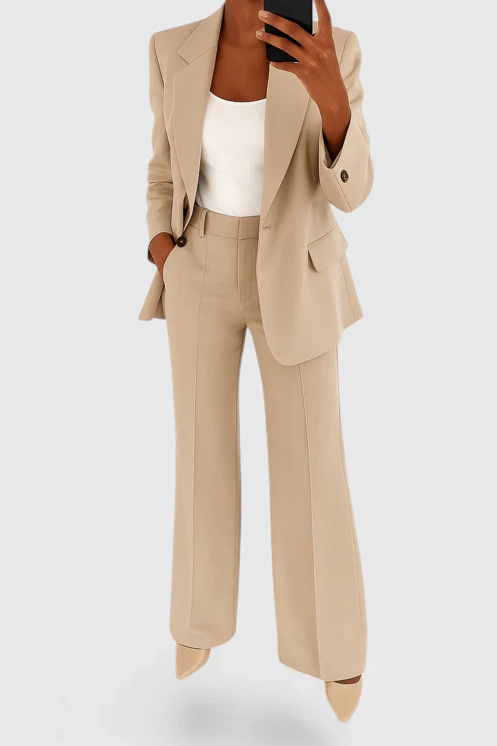 Women’s Elegant Two-Piece Suit Set with Tailored Fit 3