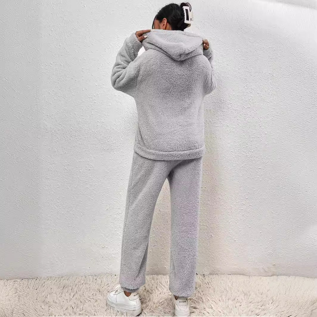 Women’s Fleece Loungewear Set with Oversized Hoodie and Joggers 7