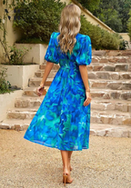 Women’s Floral Midi Dress in Lightweight Fabric with V-Neck and Puff Sleeves 6