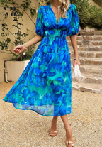 Women’s Floral Midi Dress in Lightweight Fabric with V-Neck and Puff Sleeves 8