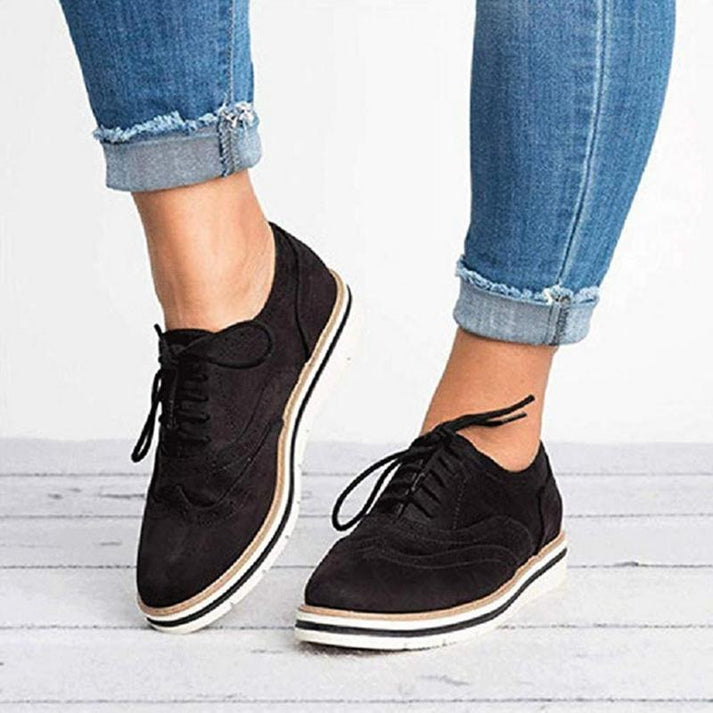 Women's Lace-Up Platform Oxford Shoes with Wingtip Design in Black 4