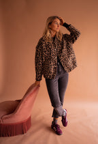 Women’s Lightweight Leopard Print Jacket with Versatile Styling 3