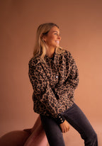 Women’s Lightweight Leopard Print Jacket with Versatile Styling 6