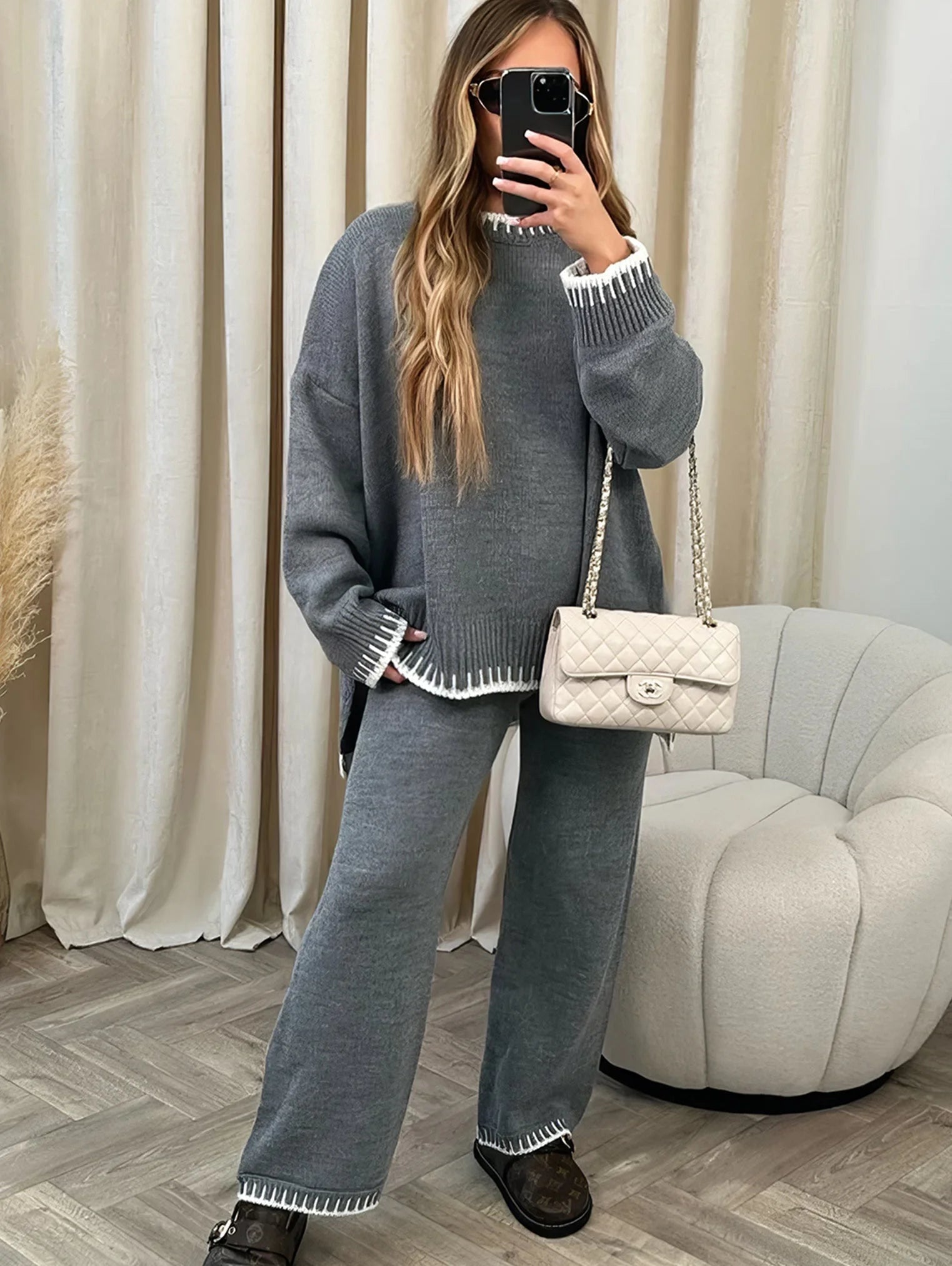 Women's Long-Sleeved Lounge Set in Soft Fabric for Ultimate Comfort 1