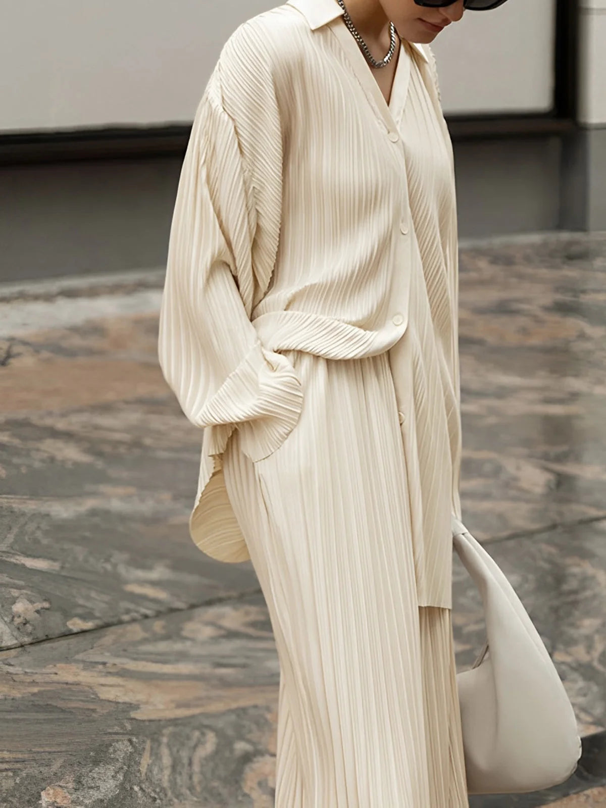 Women’s Loungewear Set in Soft Fabric with Pleated Design and Loose Fit 1