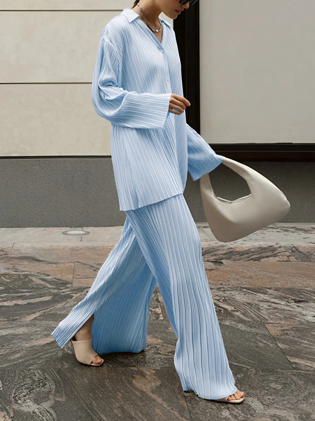 Women’s Loungewear Set in Soft Fabric with Pleated Design and Loose Fit 6