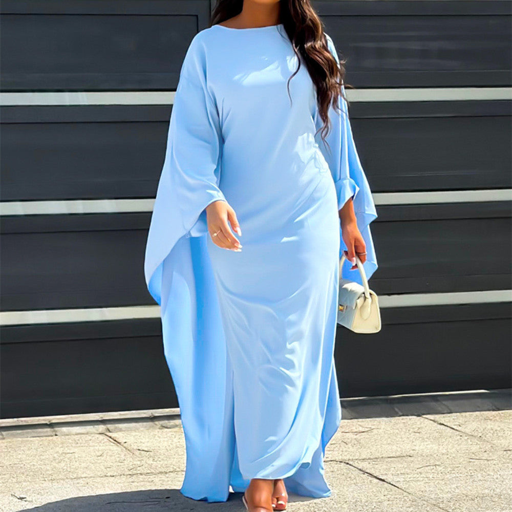 Women’s Maxi Dress with Wide Sleeves and Flowing Fabric 2
