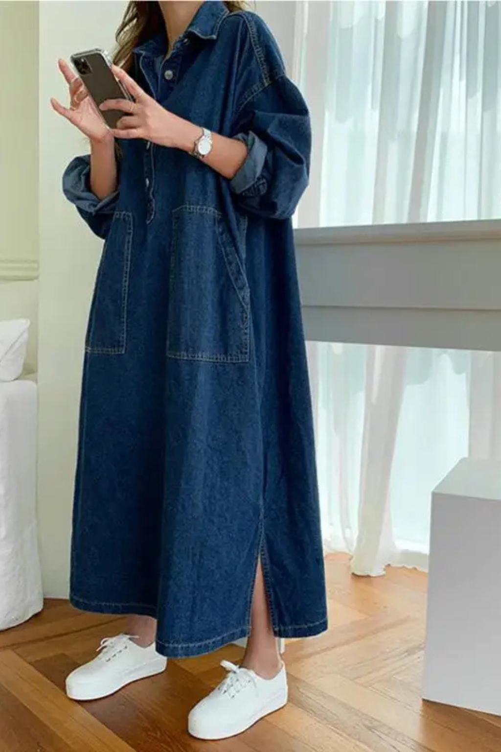 Women’s Oversized Denim Maxi Dress with Collared Neckline and Pockets 1