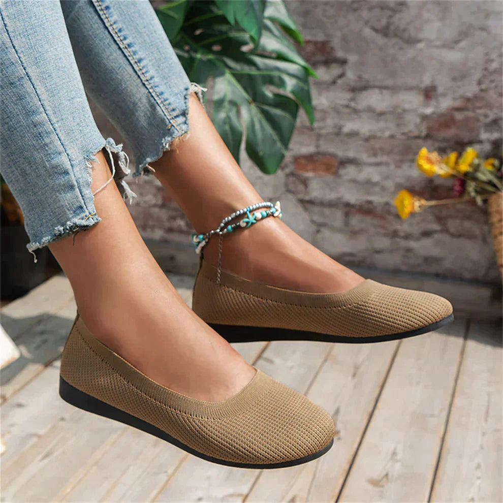 Women’s Slip-On Shoes with Comfortable Fit and Minimalist Design 0